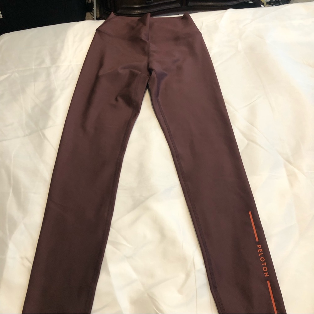 Brand new without tags! Beautiful leggings! Great for any activity